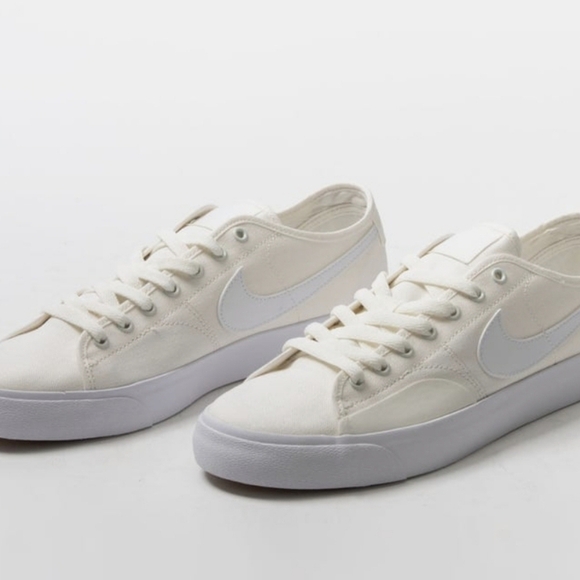 Nike SB Blazer Court Skate Shoes - Sail/White/Sail White - Men's 7/Ladies 8.5 - Picture 9 of 13